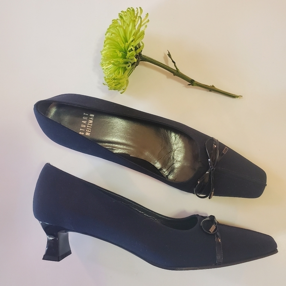 Stuart Weitzman "Little Bow" Navy Crepe Kitten Heel, Square Toe, Blk Patent